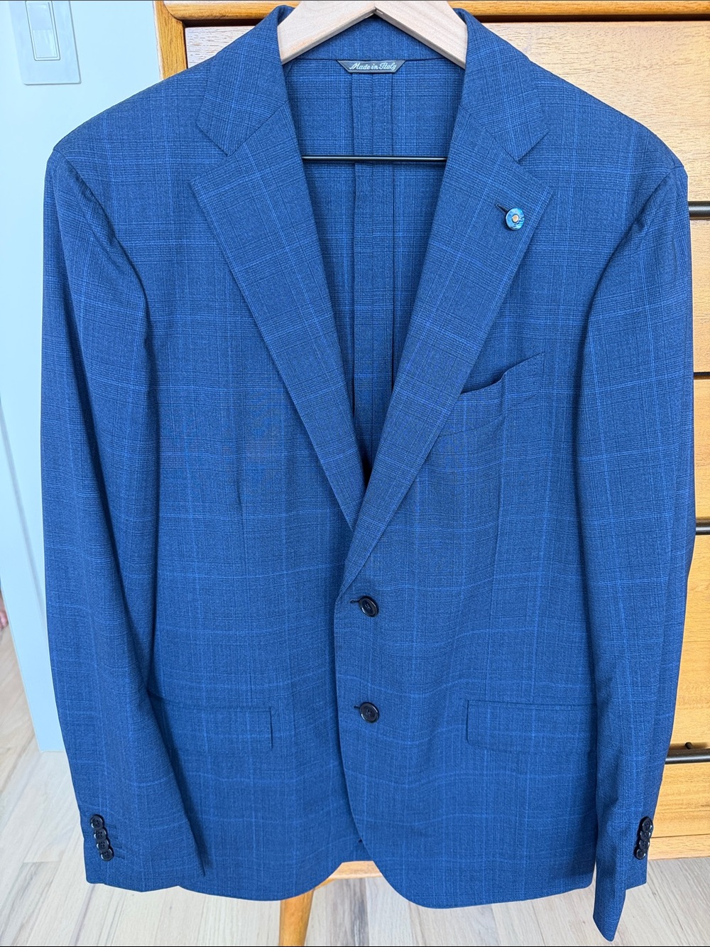 Vakko Made in Italy 100% lightweight wool, Blue Windowpane Men's Suit
